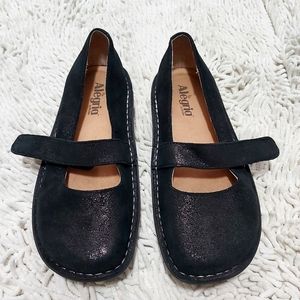 Alegria by PG Lite black sparkle Paloma Mary Jane shoes- size 37 (US 6.5)